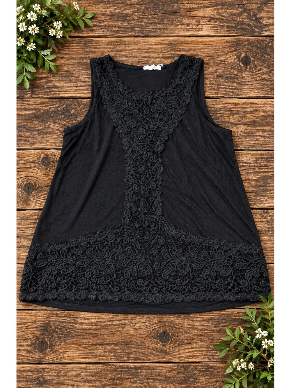 Maurice's Black lace sleeveless top LG
